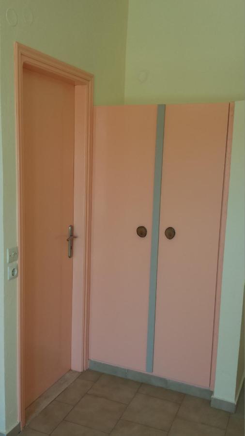 Takis Hotel Apartments Ialysos  Luaran gambar
