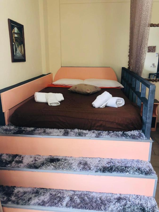 Takis Hotel Apartments Ialysos  Luaran gambar