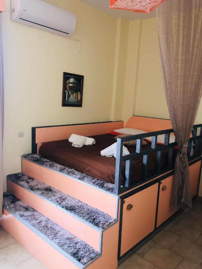 Takis Hotel Apartments Ialysos  Luaran gambar