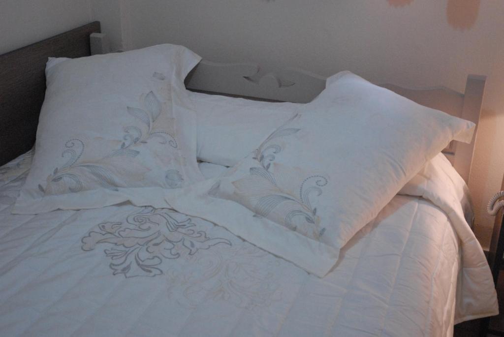 Takis Hotel Apartments Ialysos  Bilik gambar