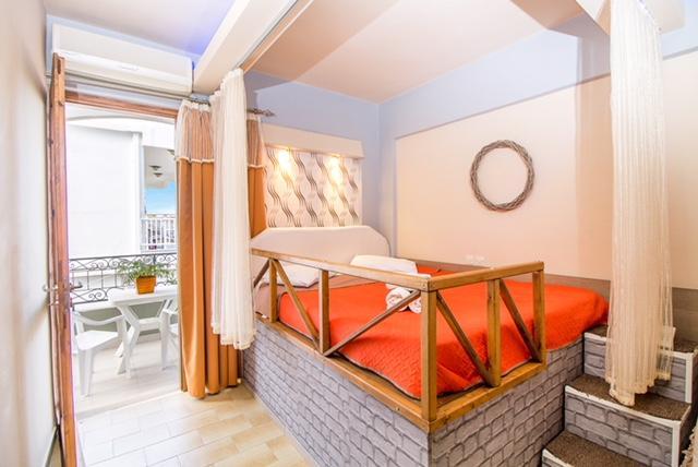 Takis Hotel Apartments Ialysos  Luaran gambar
