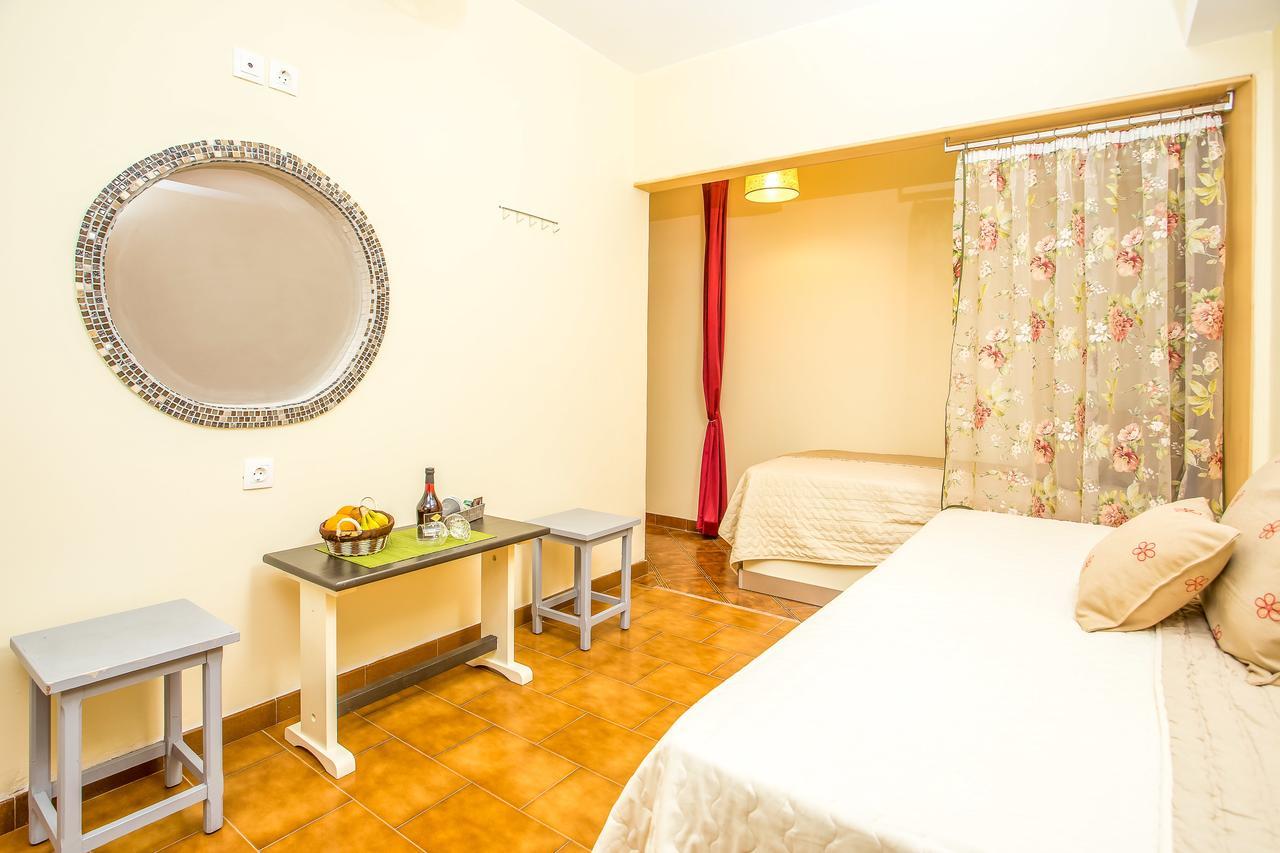 Takis Hotel Apartments Ialysos  Luaran gambar