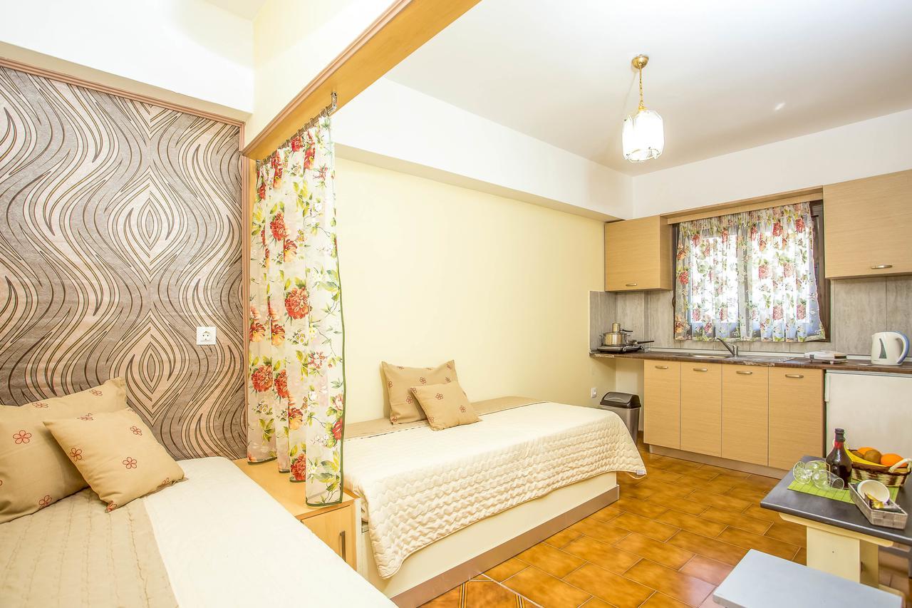 Takis Hotel Apartments Ialysos  Luaran gambar