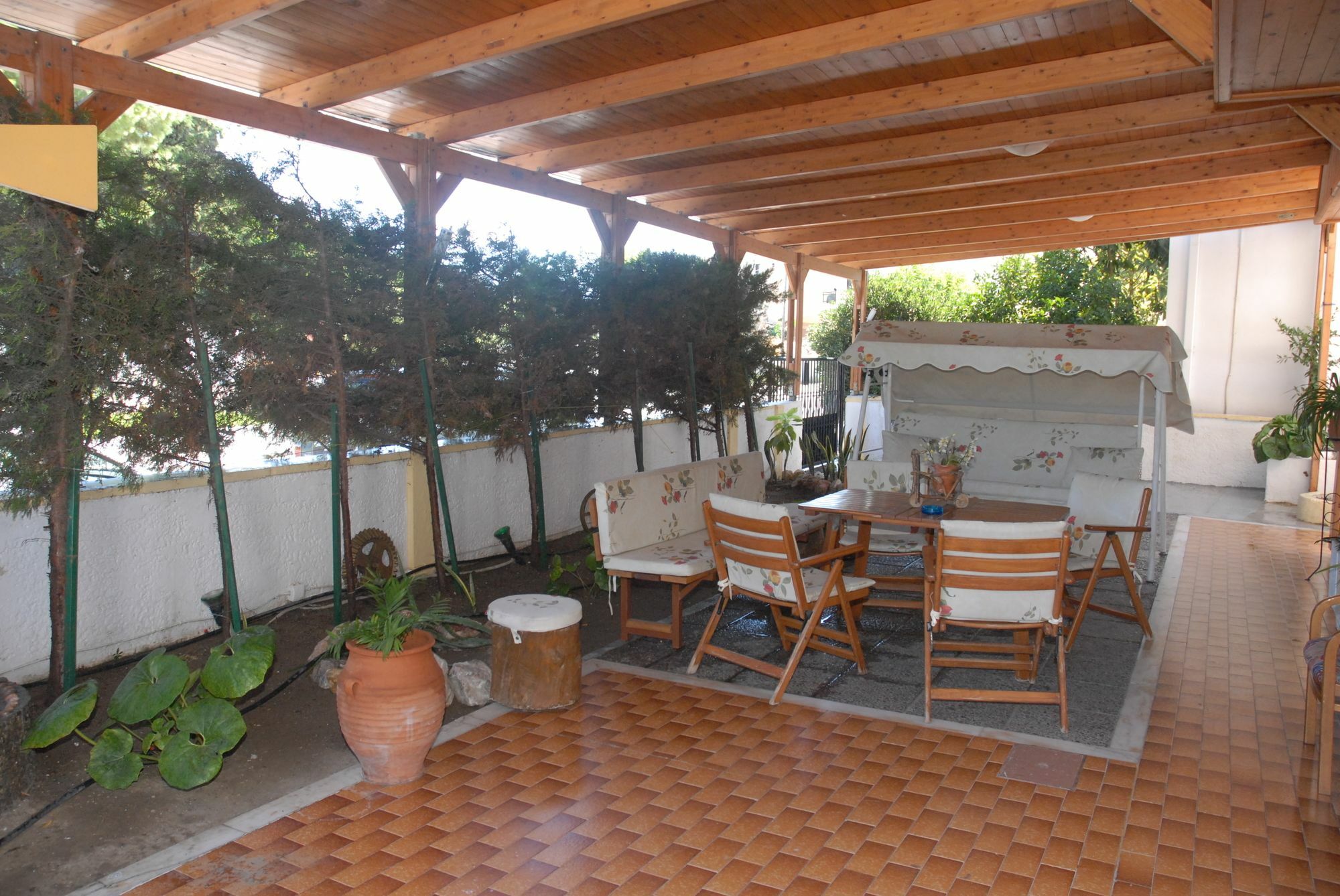Takis Hotel Apartments Ialysos  Luaran gambar
